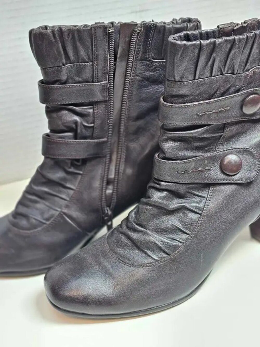 Infinity Boots - Infinity
